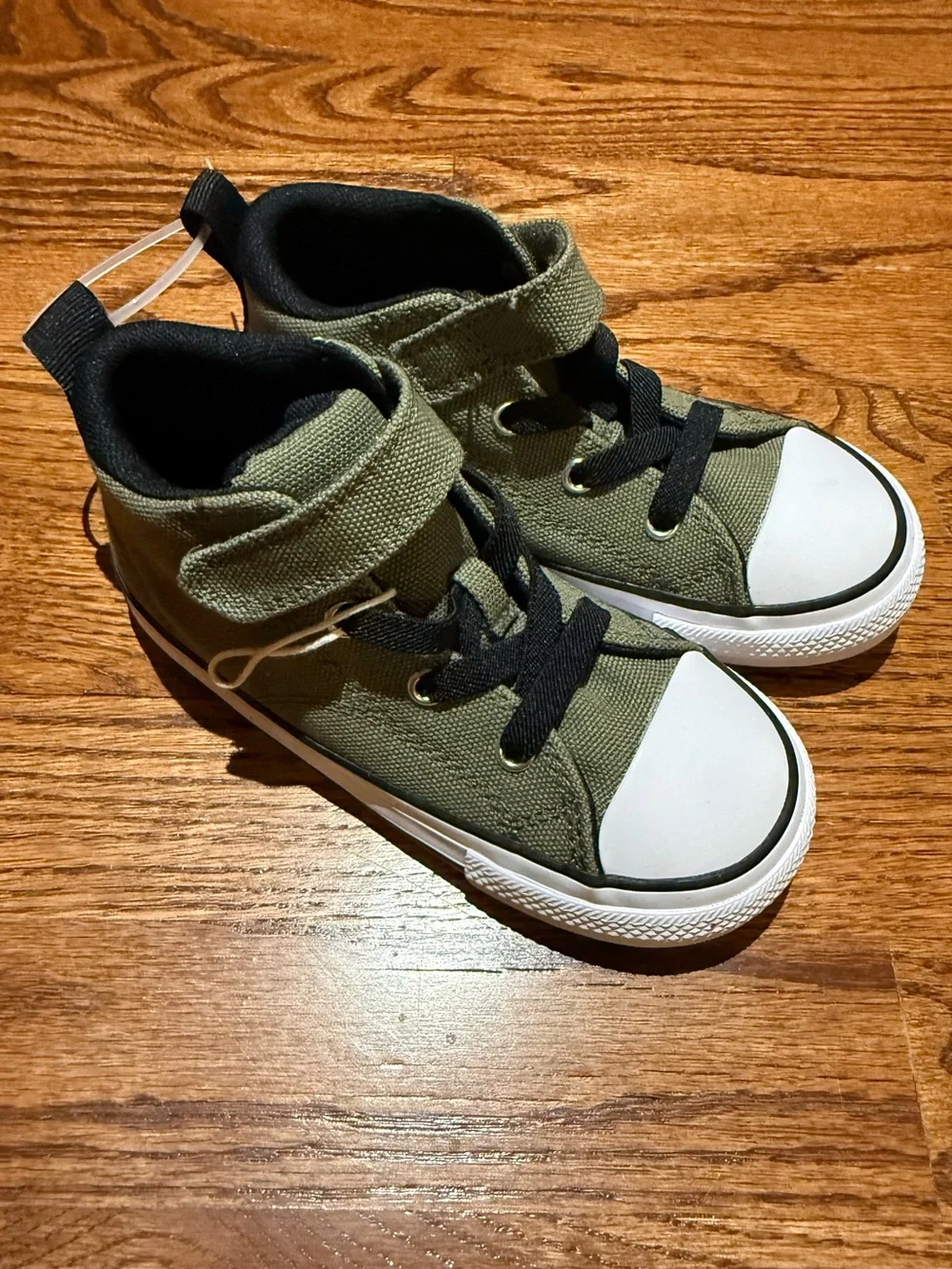 NWOT Chuck Taylor All Star Malden Street Slip On Sz 10
